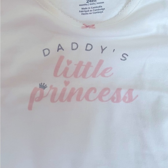 Carter’s long sleeve oonsie/pants set. Light pink and white. Girls, 24 month - Picture 2 of 7